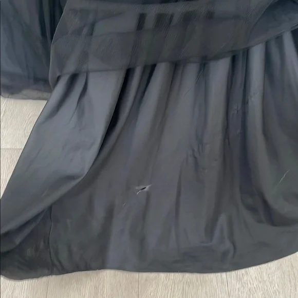 Mac Duggal Plunge Neck, Low Back Full Skirt Black Evening Gown - Picture 7 of 13